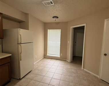 10602 Village Trail Drive - Photo Thumbnail 1