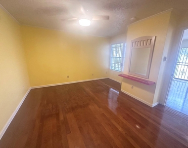2750 Holly Hall Street - Photo Thumbnail 14
