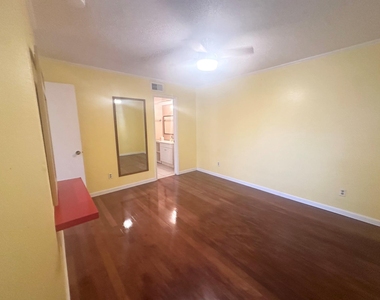 2750 Holly Hall Street - Photo Thumbnail 12