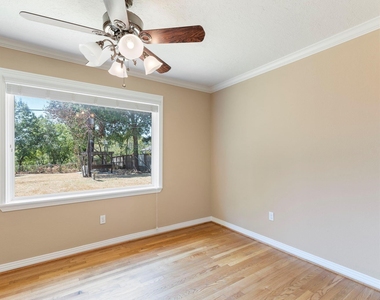 1802 Turnpike Road - Photo Thumbnail 24