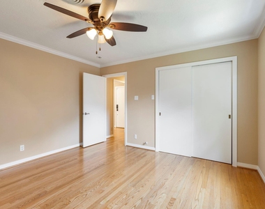 1802 Turnpike Road - Photo Thumbnail 29