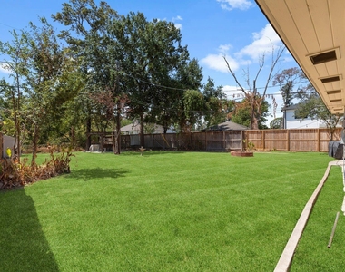 1802 Turnpike Road - Photo Thumbnail 46