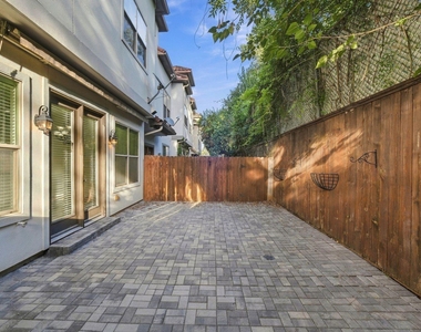 5531 Pine Street - Photo Thumbnail 41