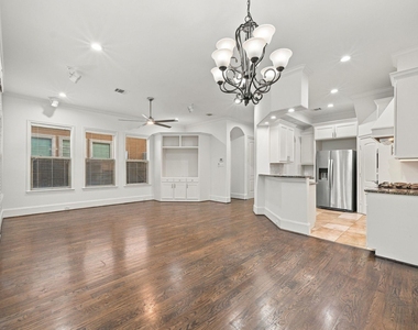 5531 Pine Street - Photo Thumbnail 10