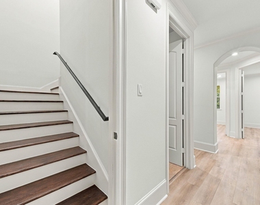 5531 Pine Street - Photo Thumbnail 29