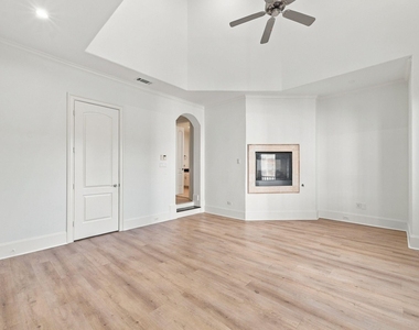 5531 Pine Street - Photo Thumbnail 25