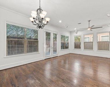 5531 Pine Street - Photo Thumbnail 9