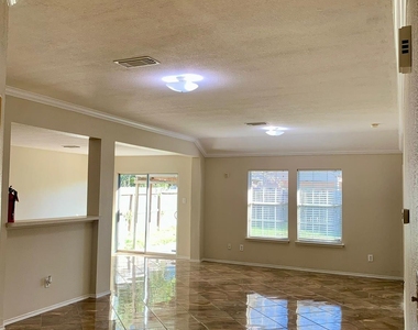 6019 Fallmont Drive - Photo Thumbnail 6