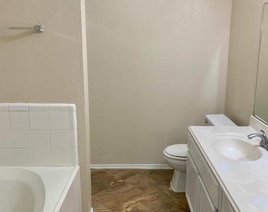 6019 Fallmont Drive - Photo Thumbnail 16