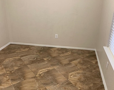 6019 Fallmont Drive - Photo Thumbnail 7