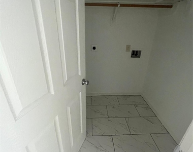 12607 Panther Villa Court - Photo Thumbnail 18