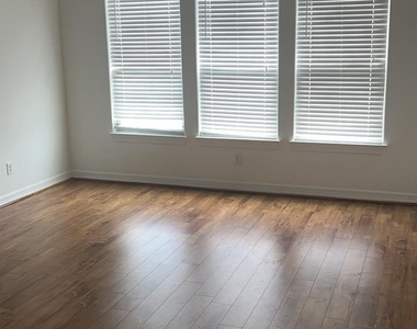 12607 Panther Villa Court - Photo Thumbnail 10