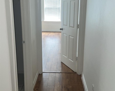 12607 Panther Villa Court - Photo Thumbnail 11