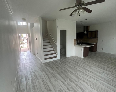 12607 Panther Villa Court - Photo Thumbnail 7