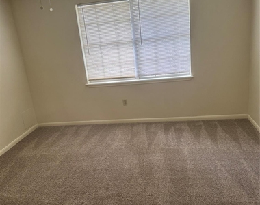 20111 Yorkway Drive - Photo Thumbnail 15