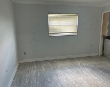 9019 Lismore Court - Photo Thumbnail 8