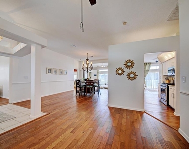 3464 Amberjack Drive - Photo Thumbnail 9