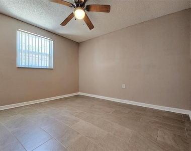 13738 Melanie Avenue - Photo Thumbnail 15