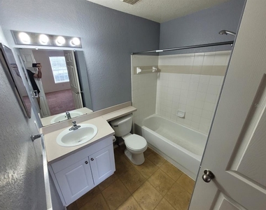36113 Deer Creek Drive - Photo Thumbnail 20