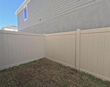10174 Gladesong Lane - Photo Thumbnail 6