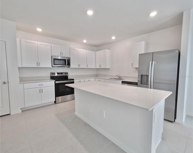 10174 Gladesong Lane - Photo Thumbnail 3