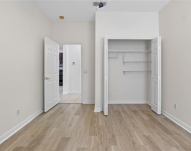 132 Shell Falls Drive - Photo Thumbnail 16