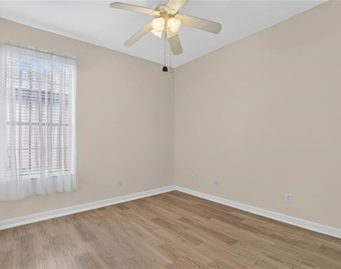 132 Shell Falls Drive - Photo Thumbnail 15