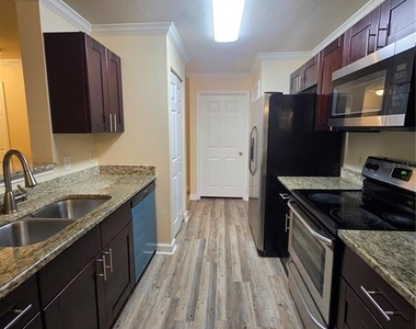 18563 Bridle Club Drive - Photo Thumbnail 5