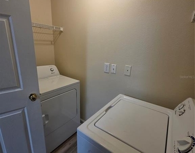 18563 Bridle Club Drive - Photo Thumbnail 4