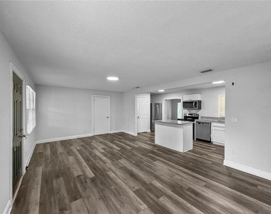 1455 Bethesda Street - Photo Thumbnail 6