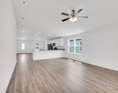 2517 Sw 165th Street Road - Photo Thumbnail 10