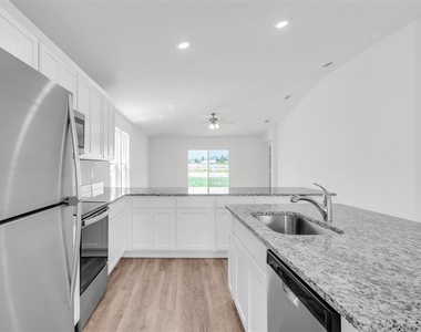 2517 Sw 165th Street Road - Photo Thumbnail 5