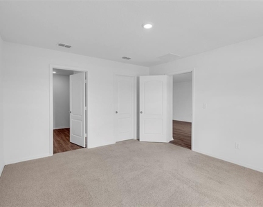 2674 Sw 165th Street Road - Photo Thumbnail 13
