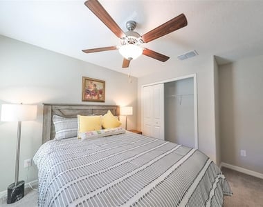 10351 Alder Green Drive - Photo Thumbnail 22