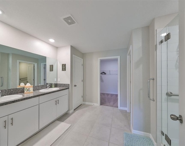 10351 Alder Green Drive - Photo Thumbnail 17