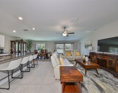 10351 Alder Green Drive - Photo Thumbnail 9