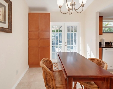 1848 N Washington Avenue - Photo Thumbnail 8