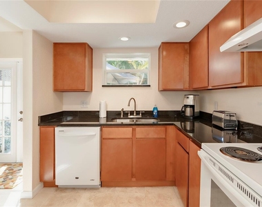 1848 N Washington Avenue - Photo Thumbnail 13