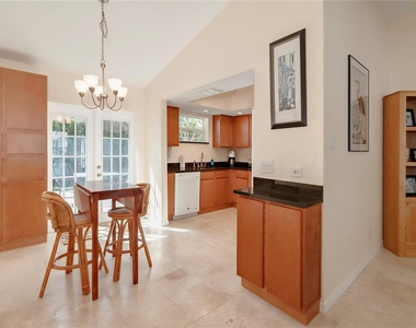 1848 N Washington Avenue - Photo Thumbnail 7