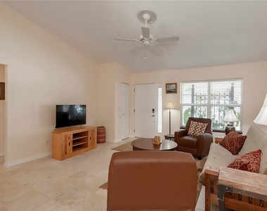 1848 N Washington Avenue - Photo Thumbnail 4