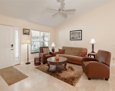 1848 N Washington Avenue - Photo Thumbnail 3