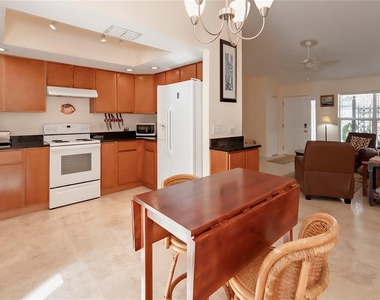 1848 N Washington Avenue - Photo Thumbnail 9