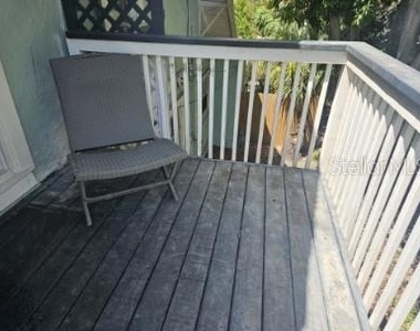 700 Grove Street N - Photo Thumbnail 12