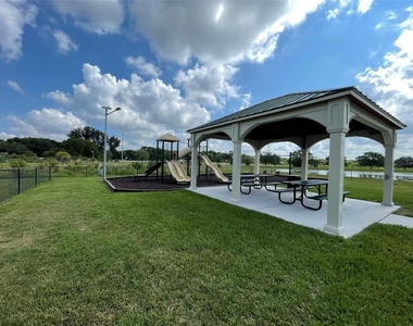 5230 New Friendship Place - Photo Thumbnail 22