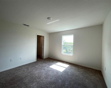 5230 New Friendship Place - Photo Thumbnail 14