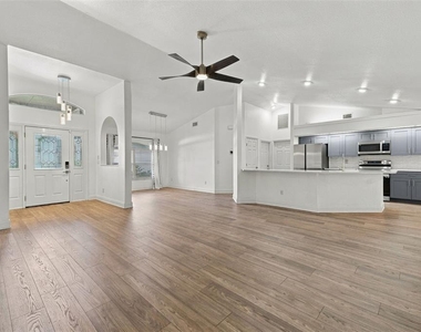 1591 Jonathan Court - Photo Thumbnail 4