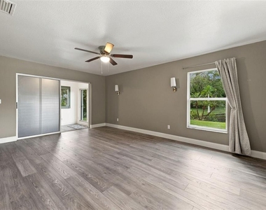 1591 Jonathan Court - Photo Thumbnail 10
