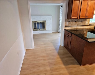 3551 Emory Drive - Photo Thumbnail 5