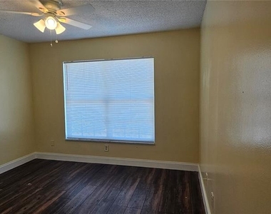 3120 E Tower Court - Photo Thumbnail 1
