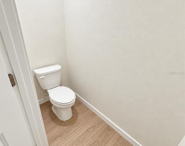 580 Preston Cove Drive - Photo Thumbnail 23